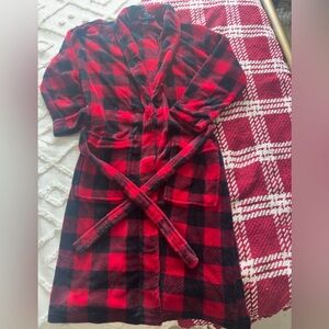 Super Soft Croft&Barrow Boys Plaid Robe